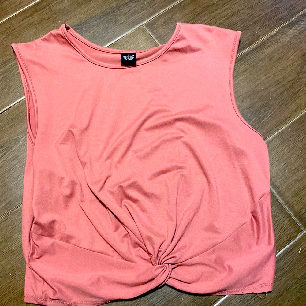 Pink tank
